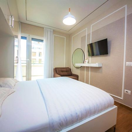Green Terrace Apartment 4 Tirana Buitenkant foto