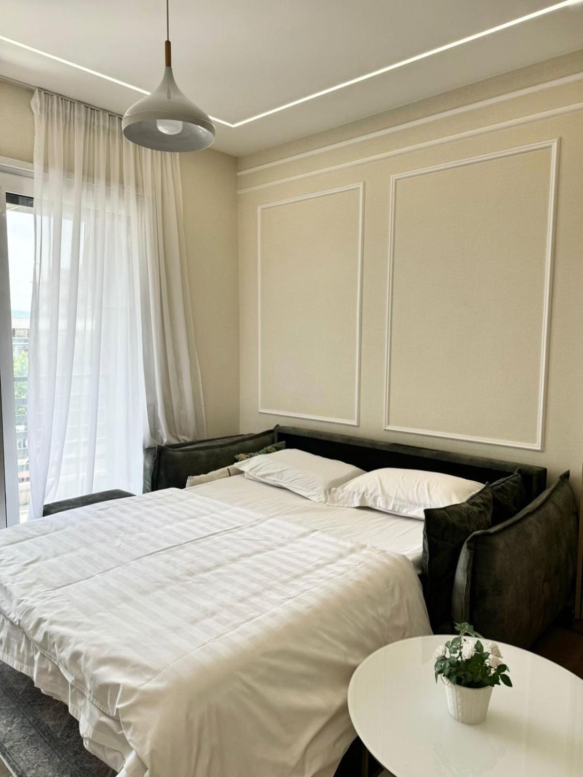 Green Terrace Apartment 4 Tirana Buitenkant foto
